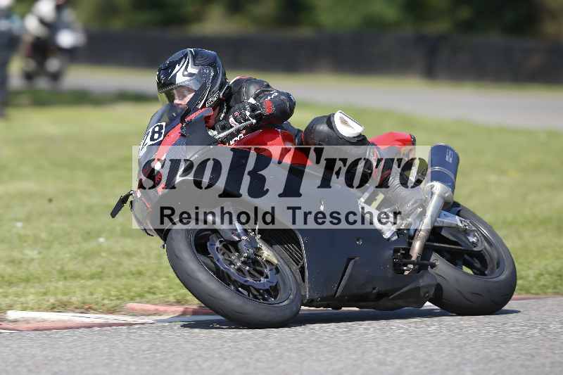 /44 09.08.2025 Plüss Moto Sport ADR/Freies Fahren/528